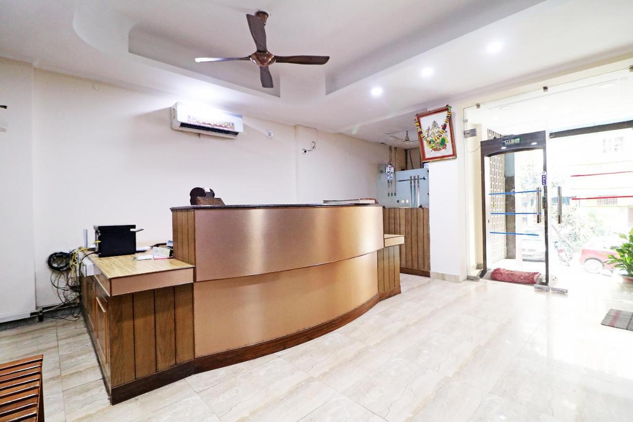 Hotel Westend Holiday Home 5 Mint From Nizamuddin Railway Station New Delhi Extérieur photo