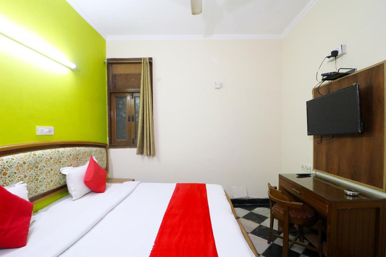 Hotel Westend Holiday Home 5 Mint From Nizamuddin Railway Station New Delhi Extérieur photo
