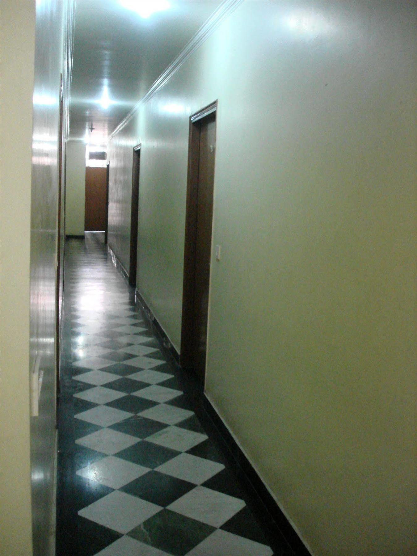 Hotel Westend Holiday Home 5 Mint From Nizamuddin Railway Station New Delhi Extérieur photo